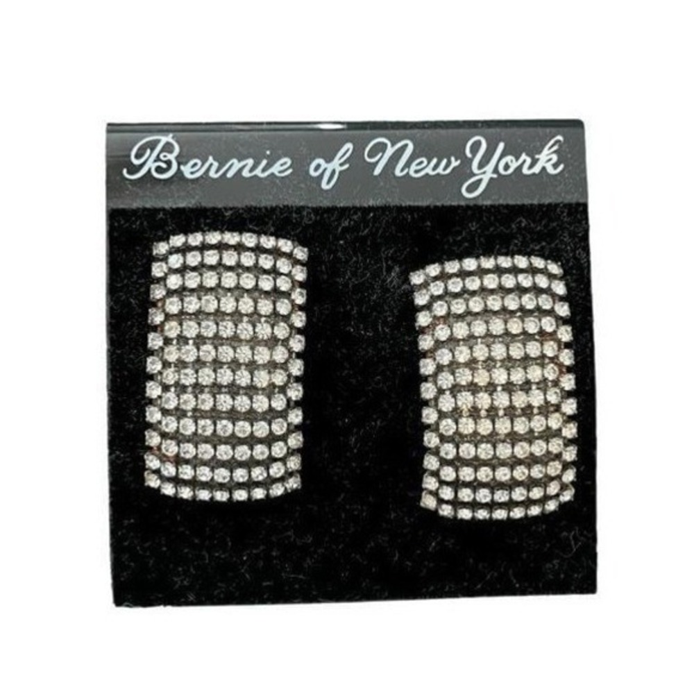 Vintage 90s Bernie New‎ York Rhinestone Earrings Silver Tone Metal Pave Clip On